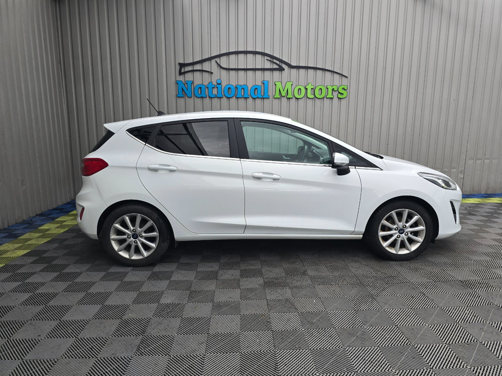 2018 Ford Fiesta TITANIUM 1.0 Petrol - Image 2