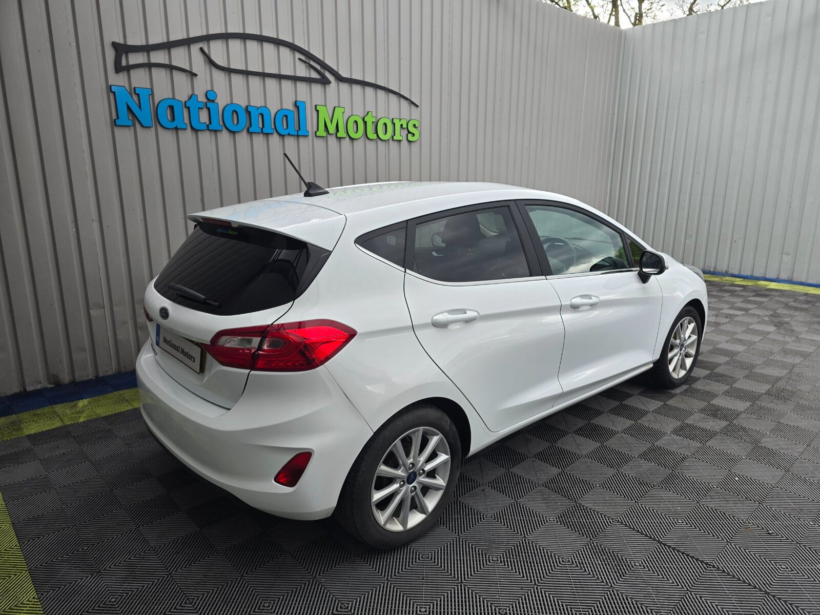 2018 Ford Fiesta TITANIUM 1.0 Petrol - Image 3