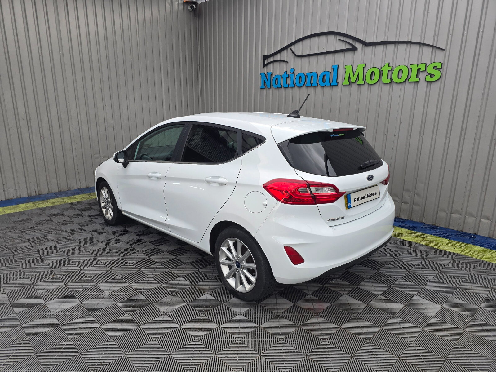 2018 Ford Fiesta TITANIUM 1.0 Petrol - Image 5