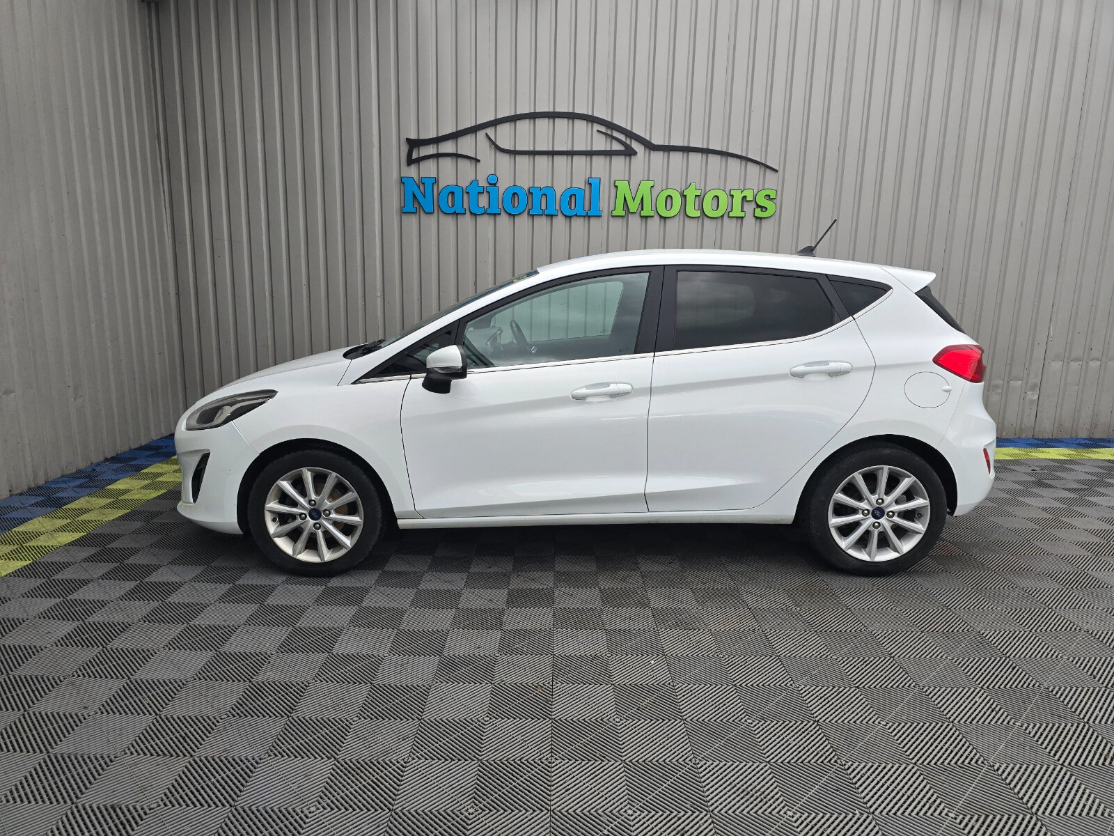 2018 Ford Fiesta TITANIUM 1.0 Petrol - Image 6