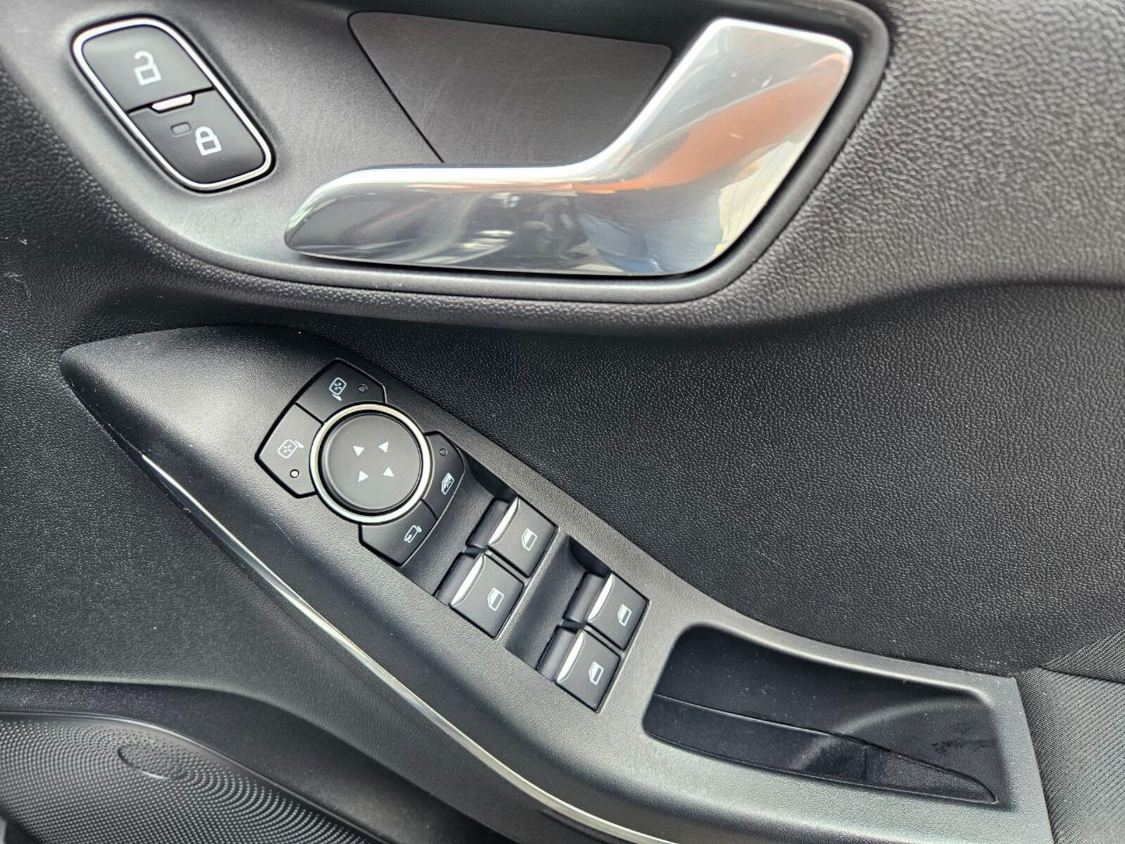 2020 Ford Fiesta ST-LINE 1.0 Petrol MHEV - Image 16