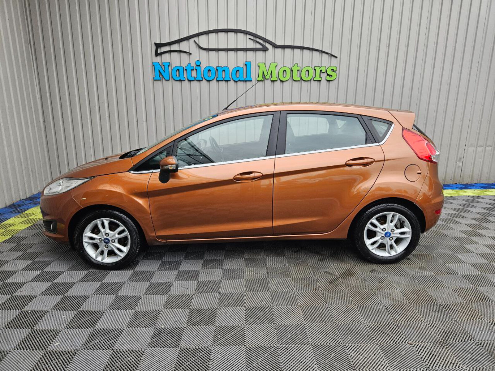 2017 Ford Fiesta 1.0 PETROL - Image 6