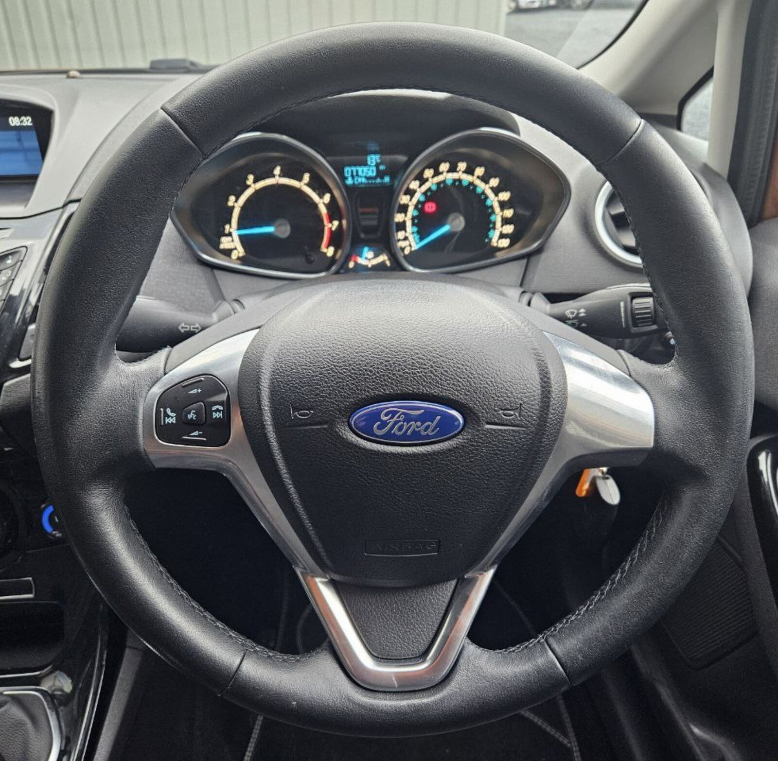 2017 Ford Fiesta 1.0 PETROL - Image 17