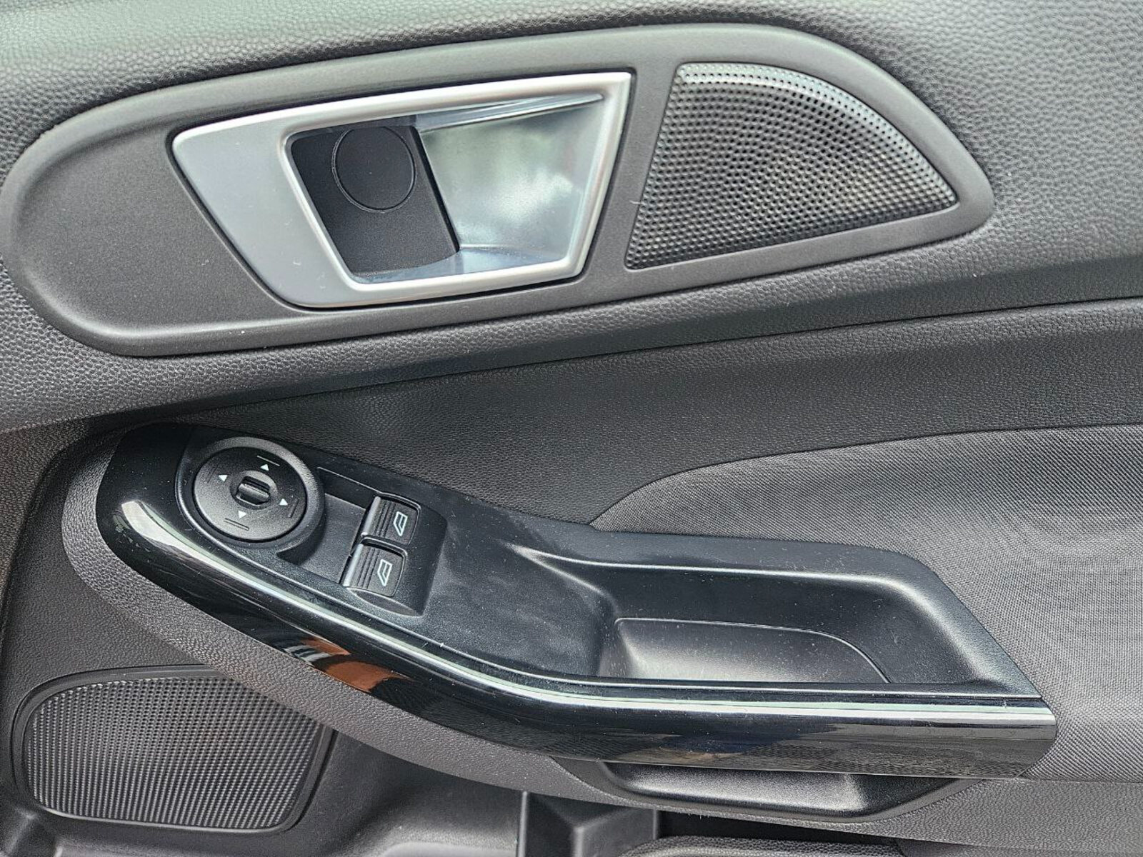 2017 Ford Fiesta 1.0 PETROL - Image 20