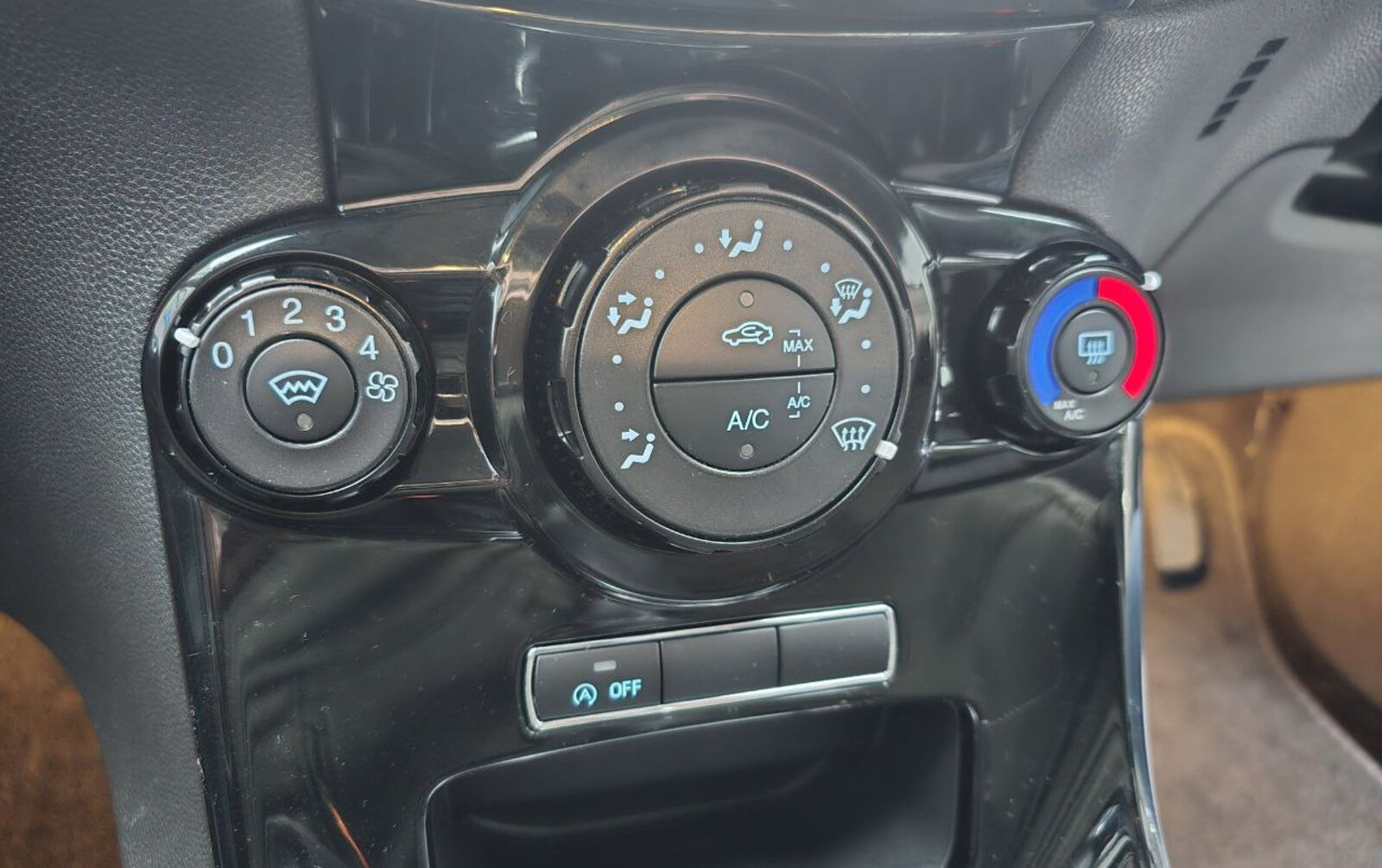 2016 Ford Fiesta 1.0 Petrol - Image 15