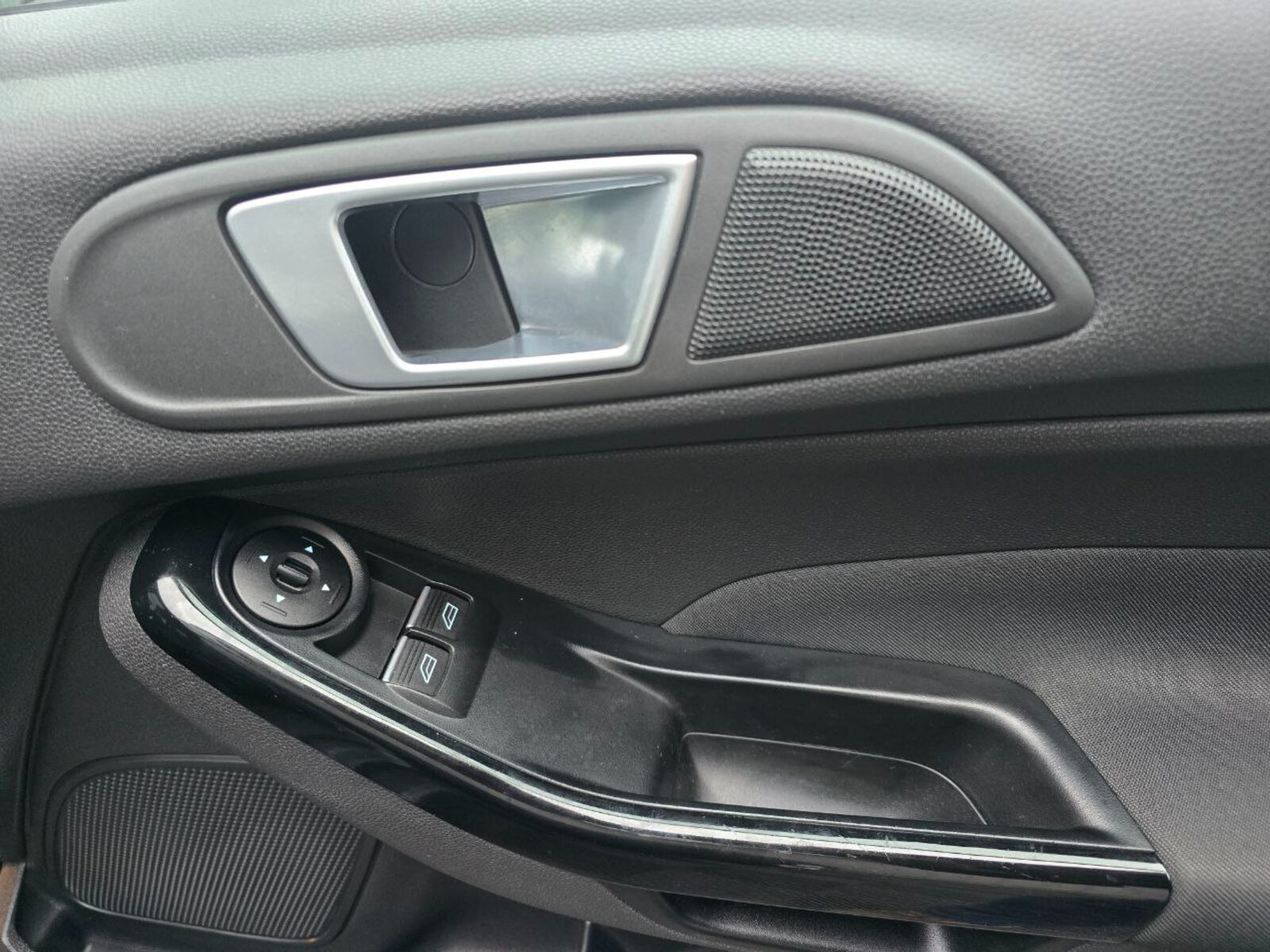 2016 Ford Fiesta 1.0 Petrol - Image 19