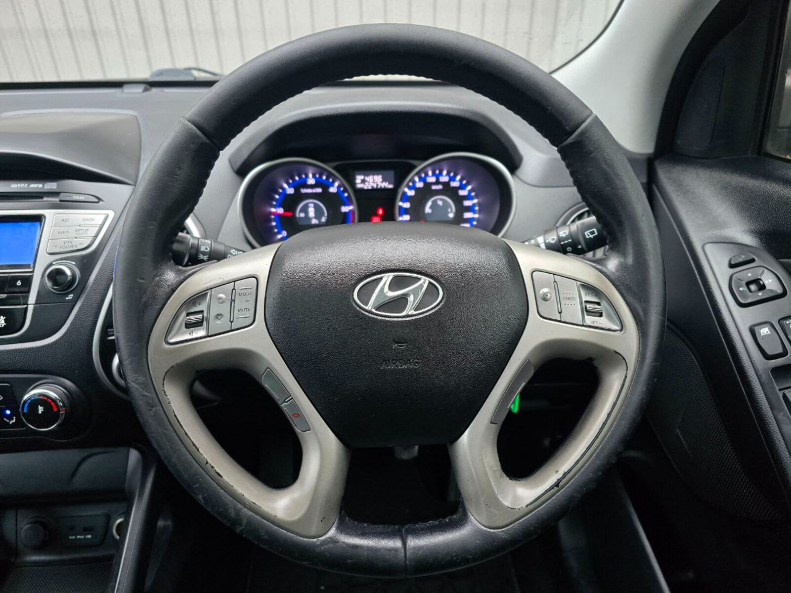 2013 Hyundai ix35 Premium 1.7 Diesel - Image 15