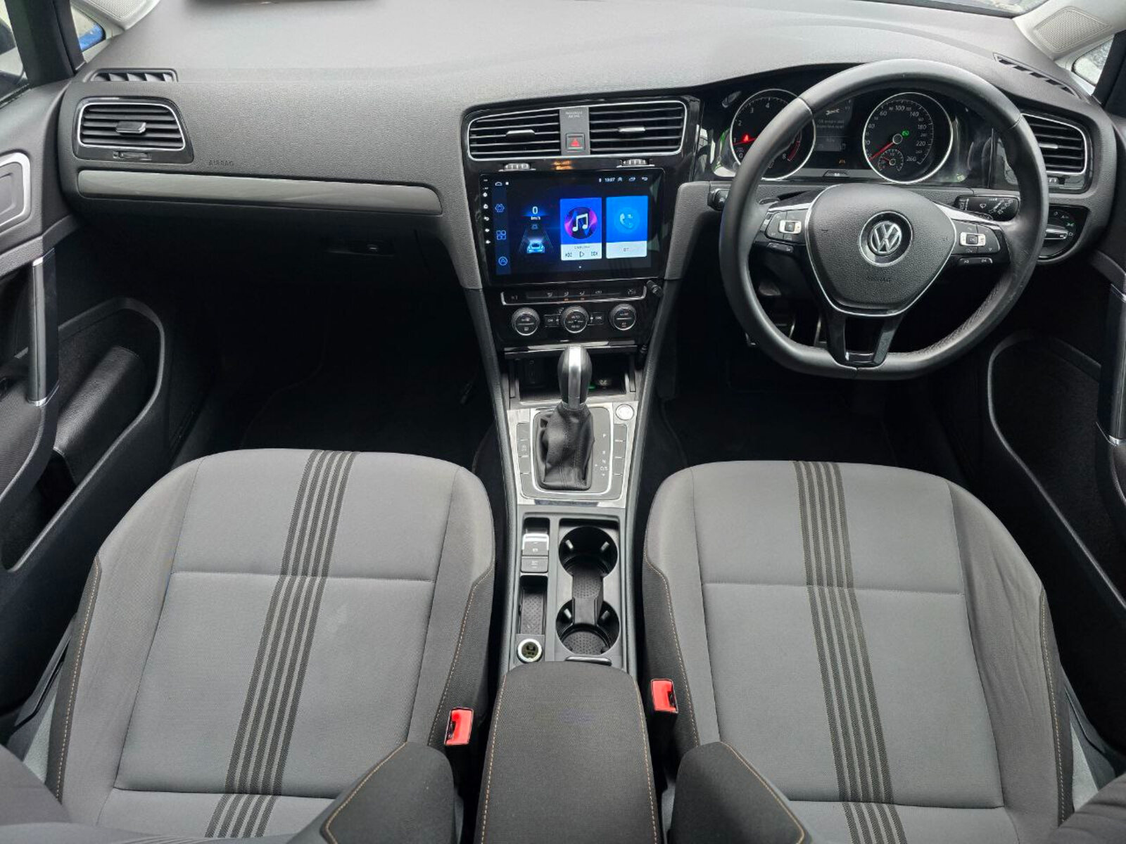 2016 Volkswagen Golf 1.2 Automatic TSI Trendline - Image 12