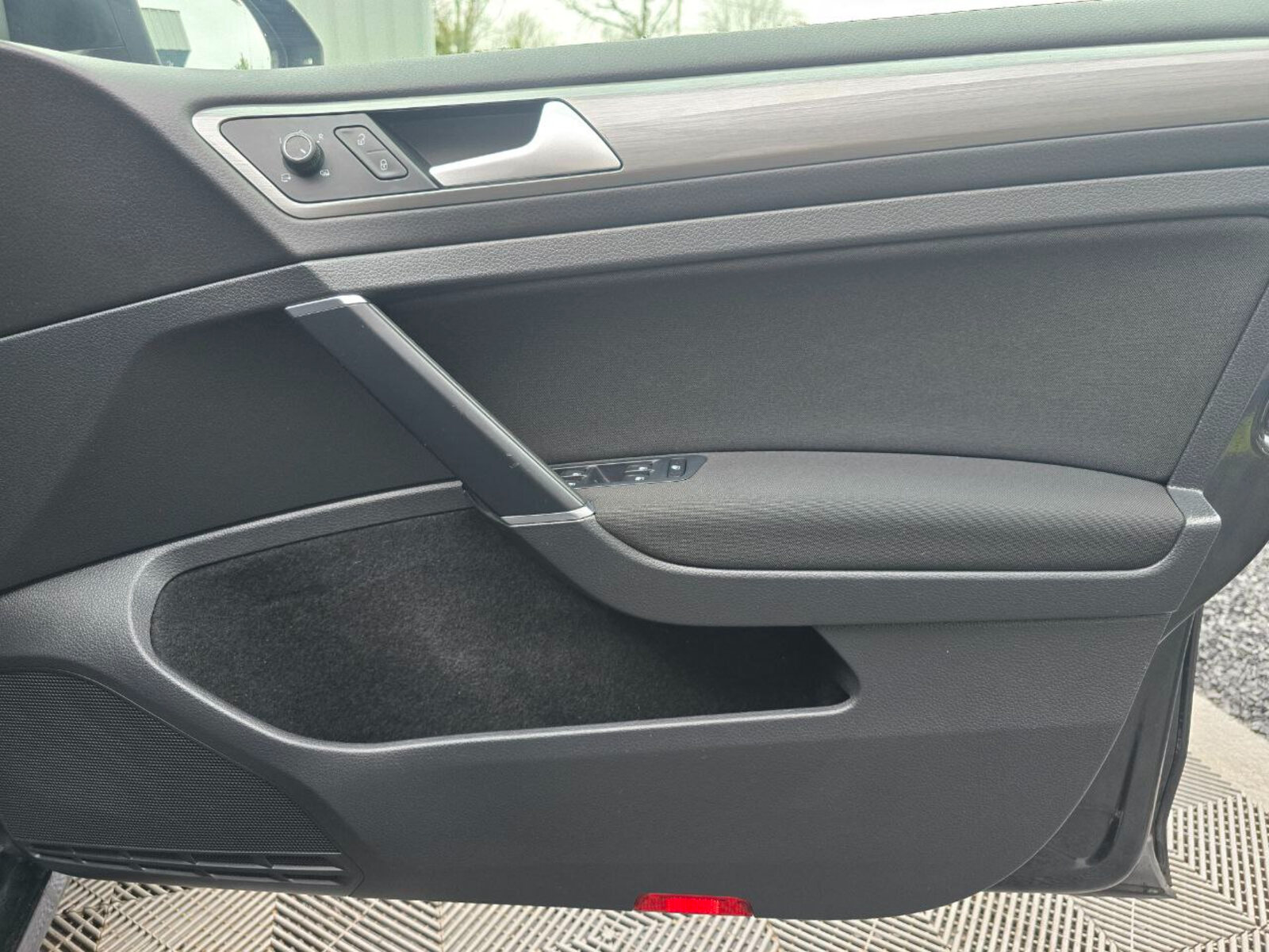2016 Volkswagen Golf 1.2 Automatic TSI Trendline - Image 19