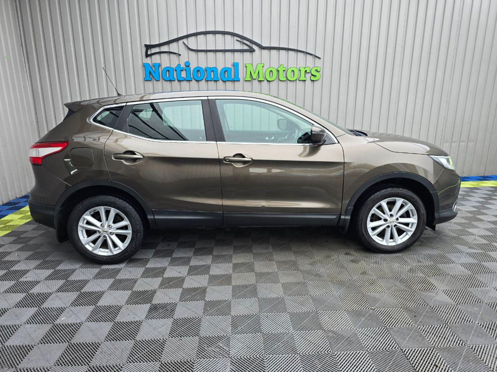 2015 Nissan Qashqai 1.5 DSL - Image 2
