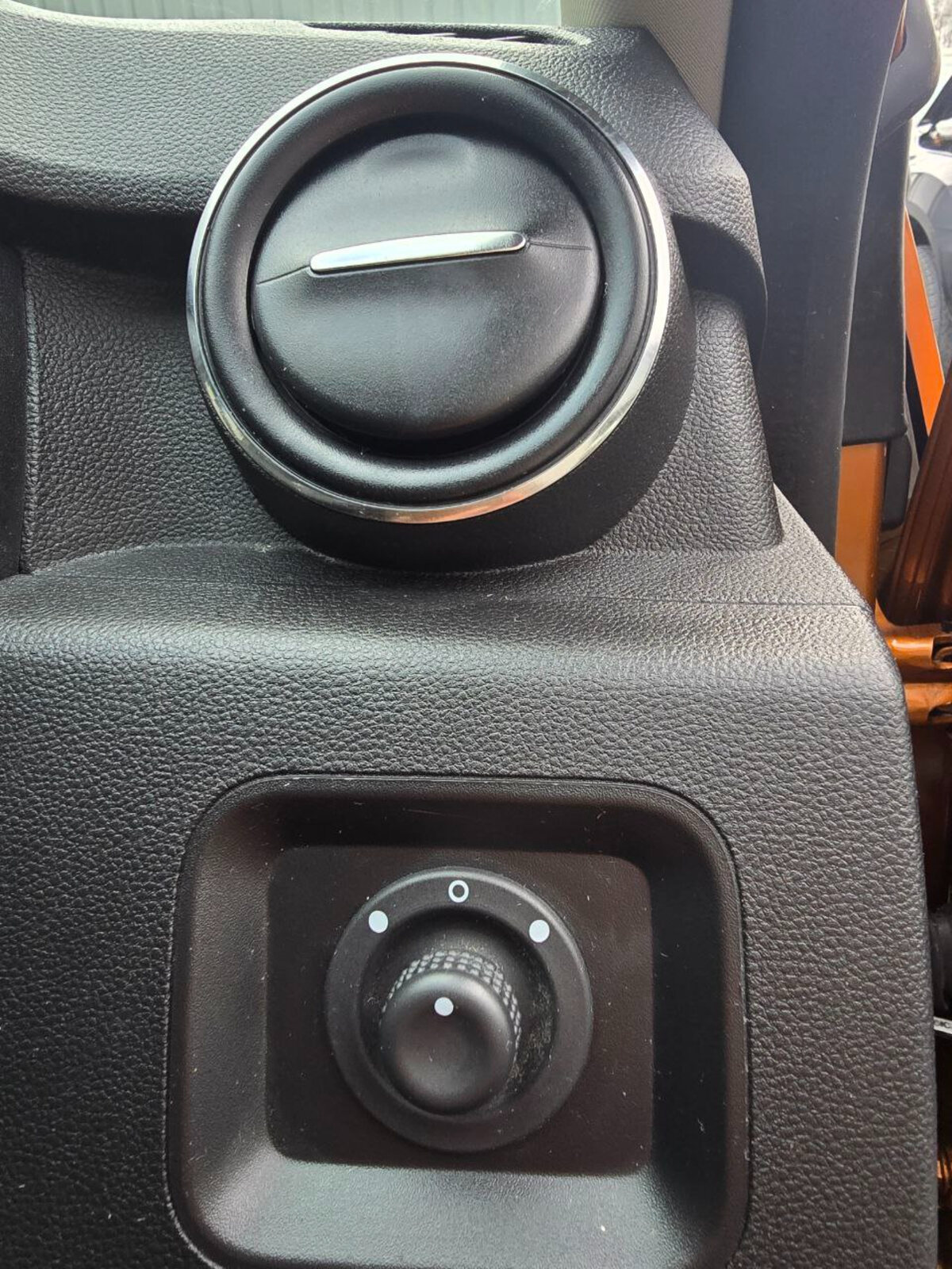 2018 Dacia Duster 1.5D Blue dCi Comfort - Image 14