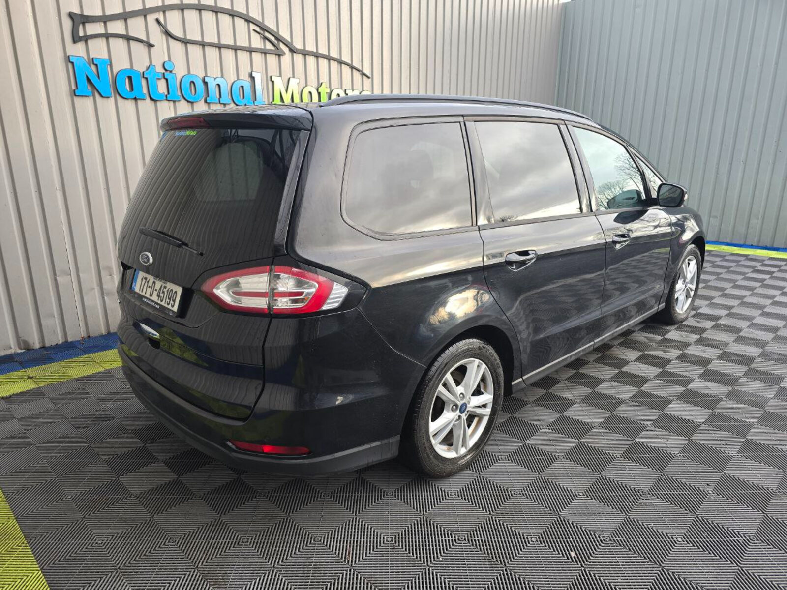 2017 Ford Galaxy 2.0TDCi Automatic 7 Seater - Image 3