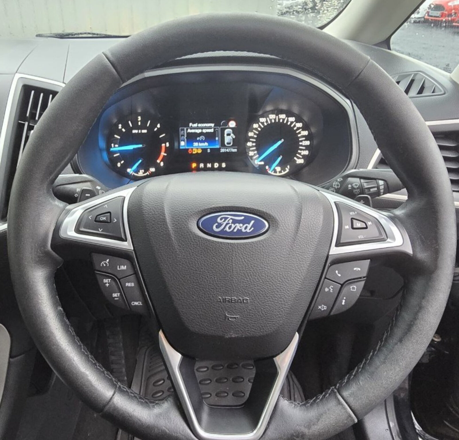 2017 Ford Galaxy 2.0TDCi Automatic 7 Seater - Image 17