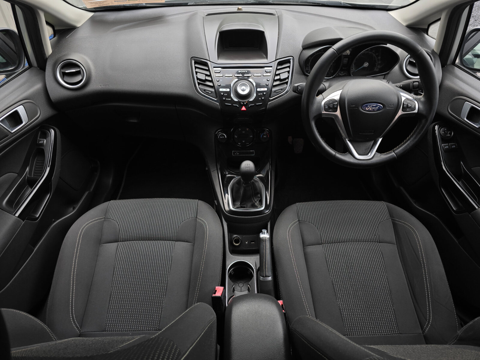 2015 Ford Fiesta Titanium 1.0 Petrol - Image 10