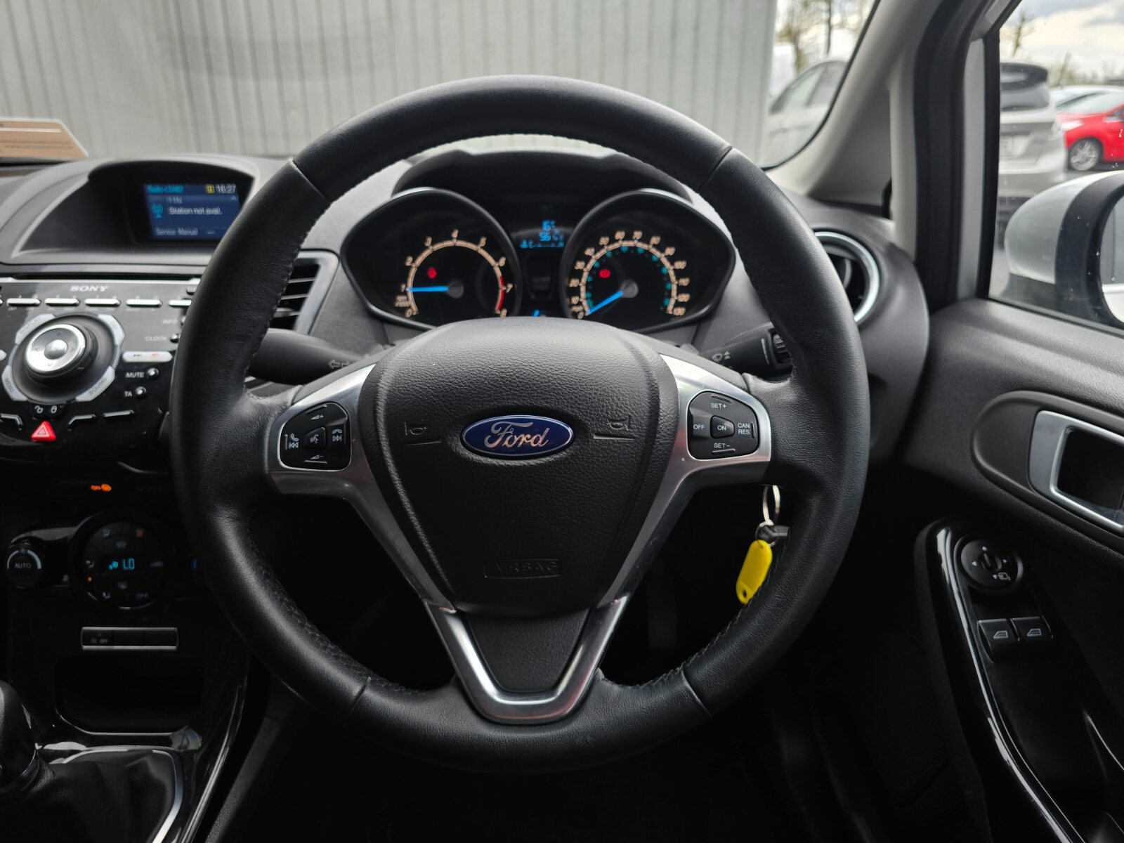 2015 Ford Fiesta Titanium 1.0 Petrol - Image 17