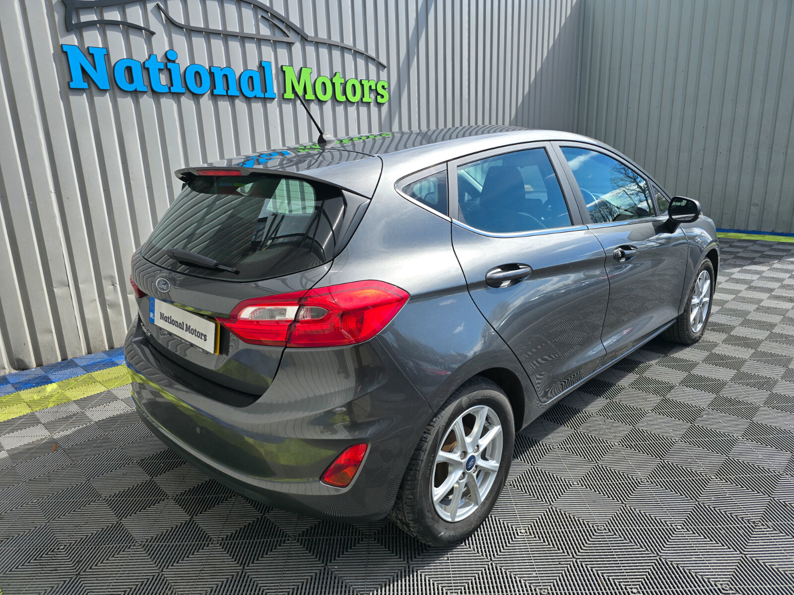 2017 Ford Fiesta 1.0 Petrol - Image 3