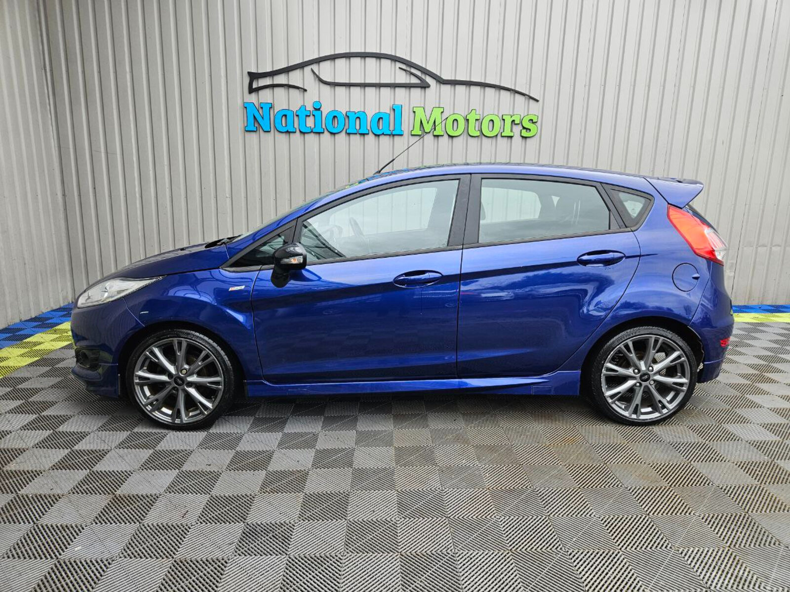 2017 Ford Fiesta ST-LINE 1.0 Petrol - Image 6