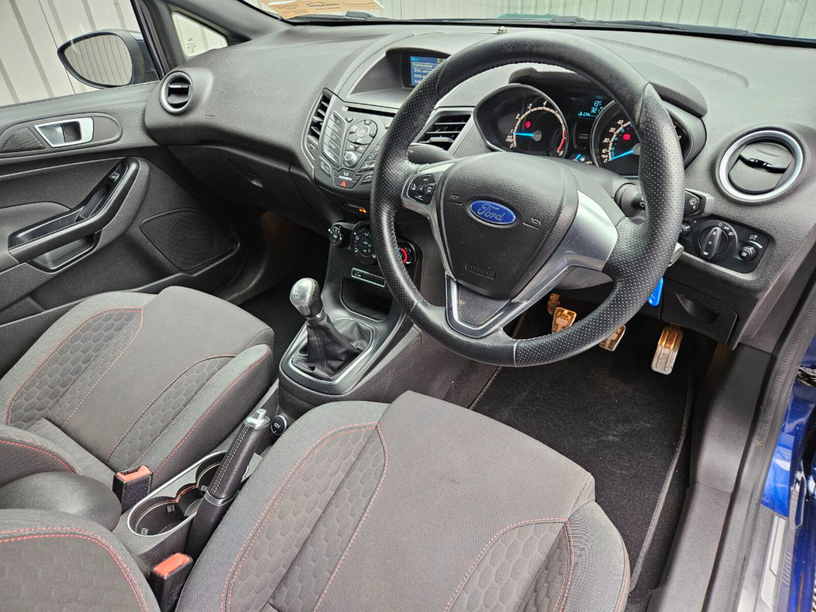 2017 Ford Fiesta ST-LINE 1.0 Petrol - Image 11