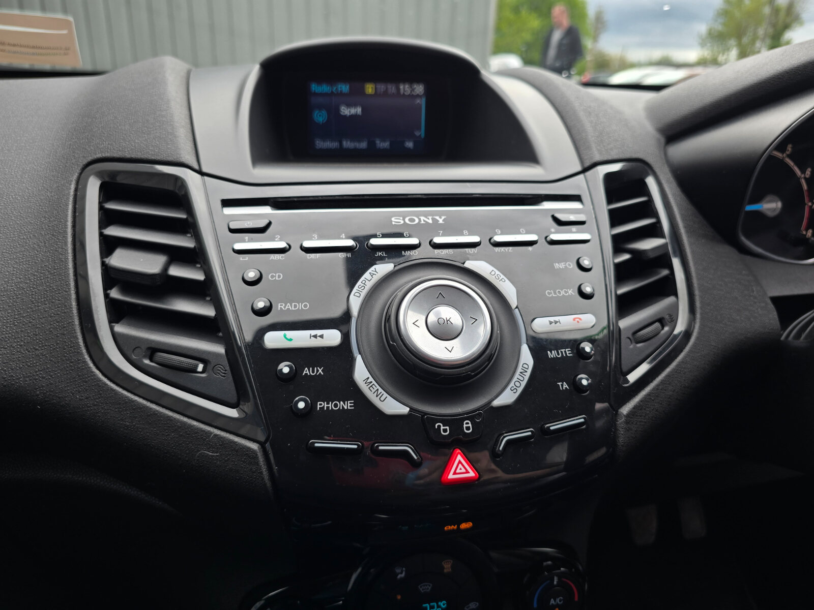 2015 Ford Fiesta Titanium 1.0 Petrol - Image 16