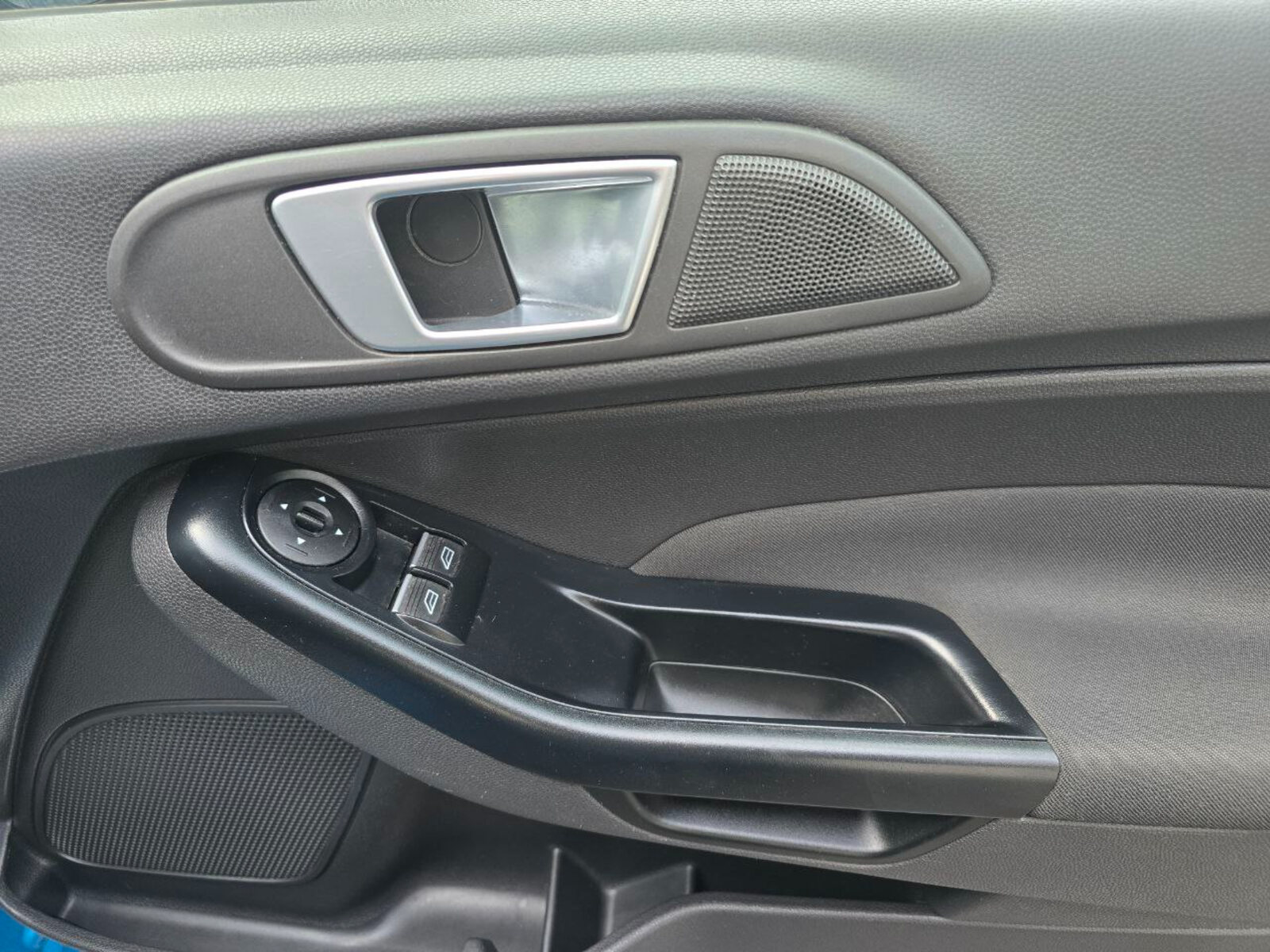 2015  Ford Fiesta 1.0 Petrol Zetec-S - Image 16