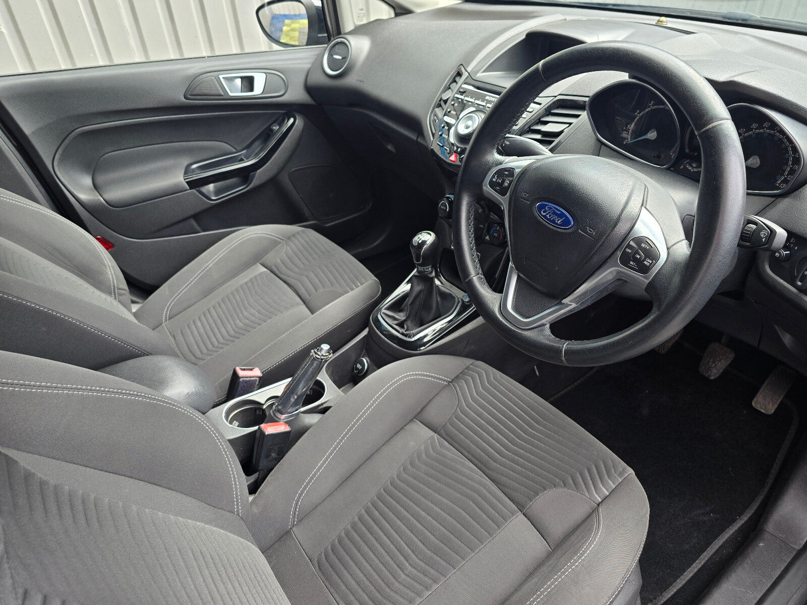 2014 Ford Fiesta Titanium 1.0 Petrol - Image 10