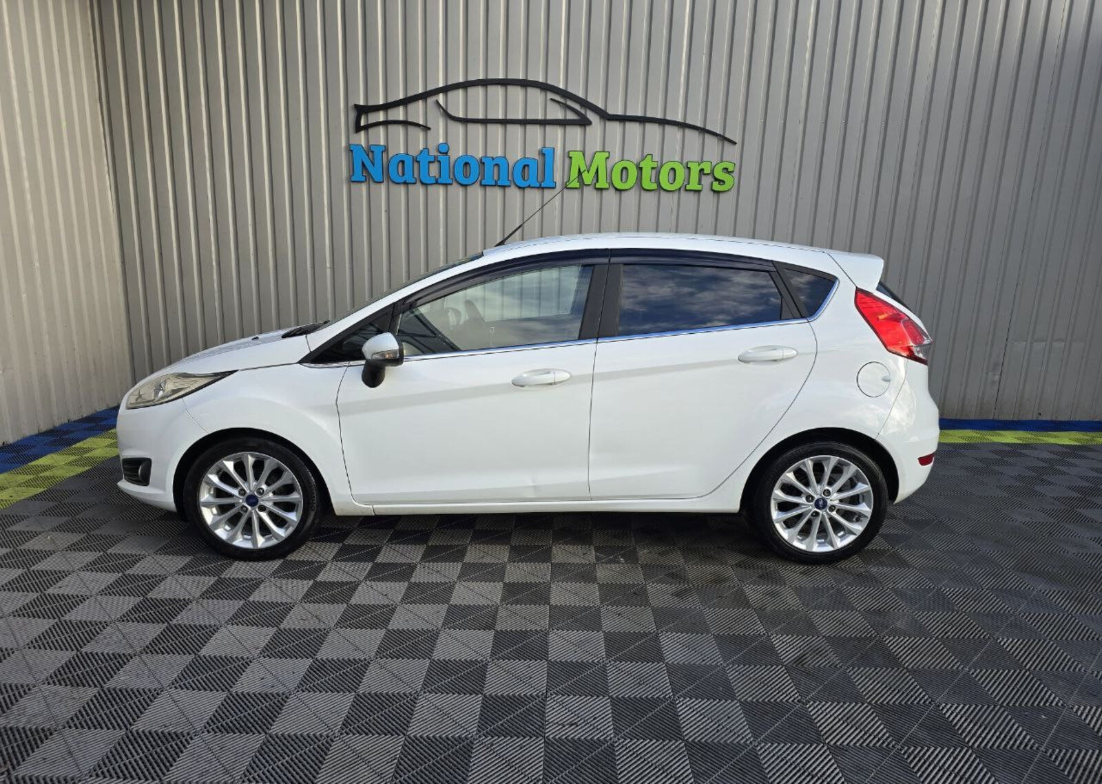 2015 Ford Fiesta Titanium 1.0 Petrol - Image 6