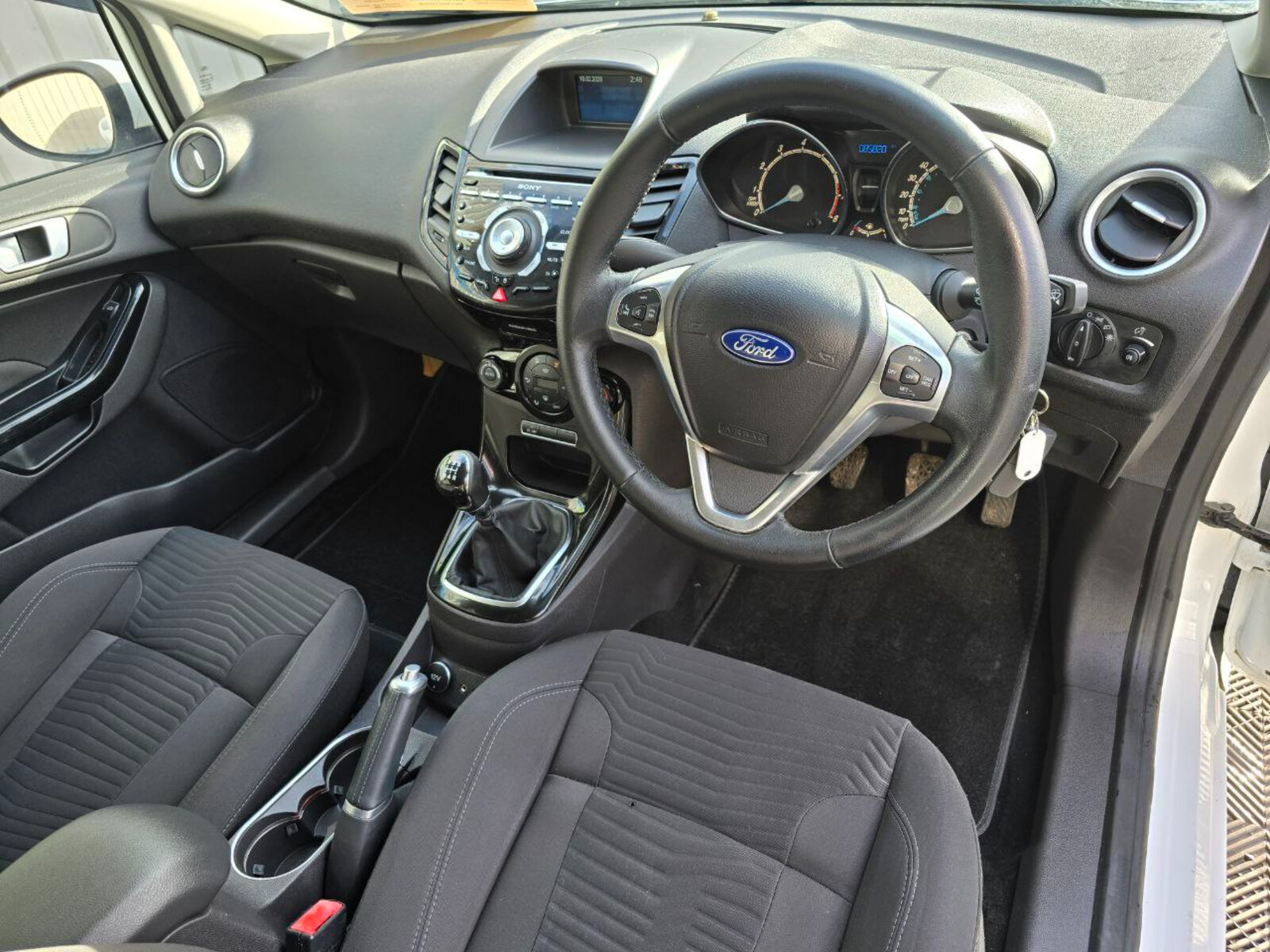 2015 Ford Fiesta Titanium 1.0 Petrol - Image 11