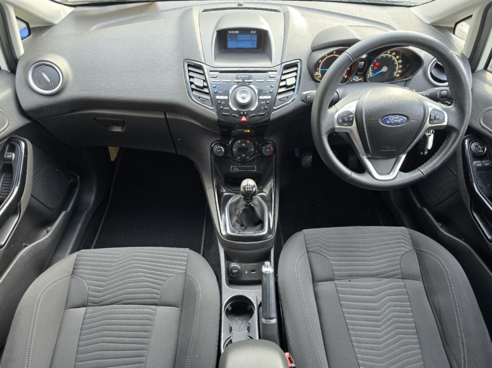 2015 Ford Fiesta Titanium 1.0 Petrol - Image 12