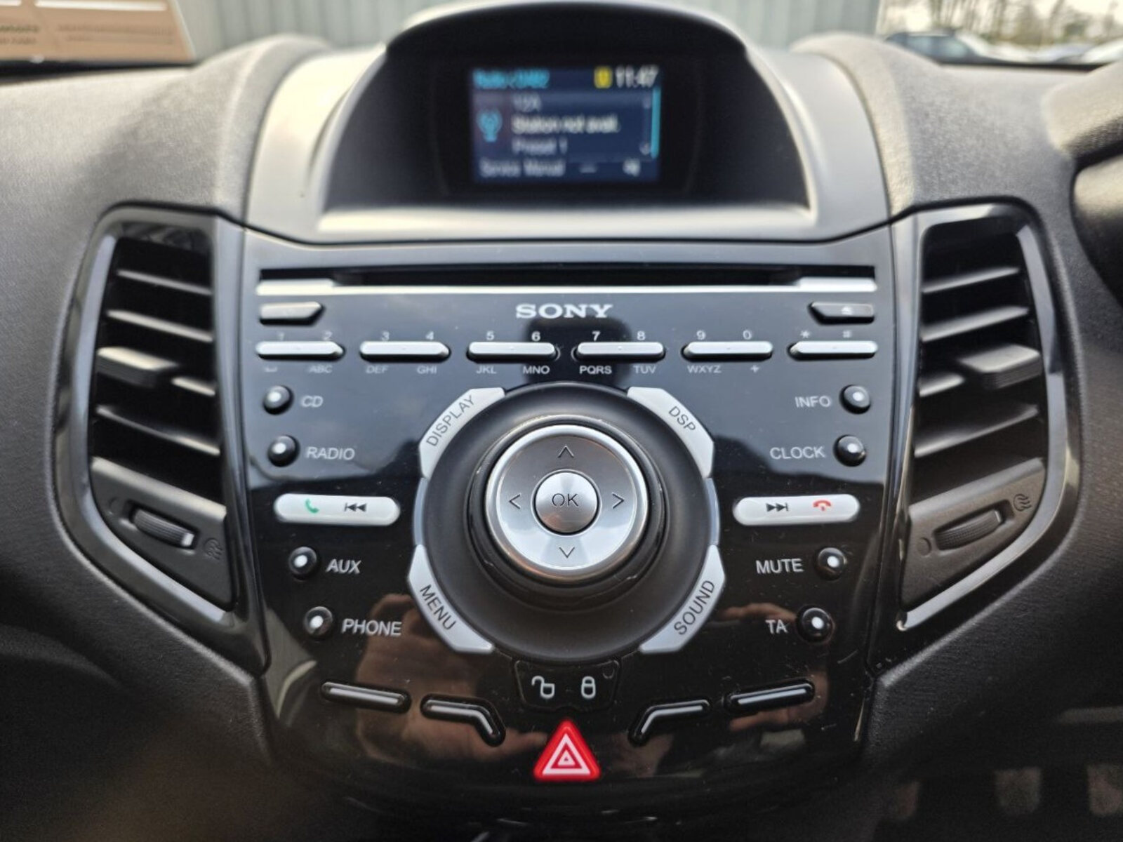 2015 Ford Fiesta Titanium 1.0 Petrol - Image 14