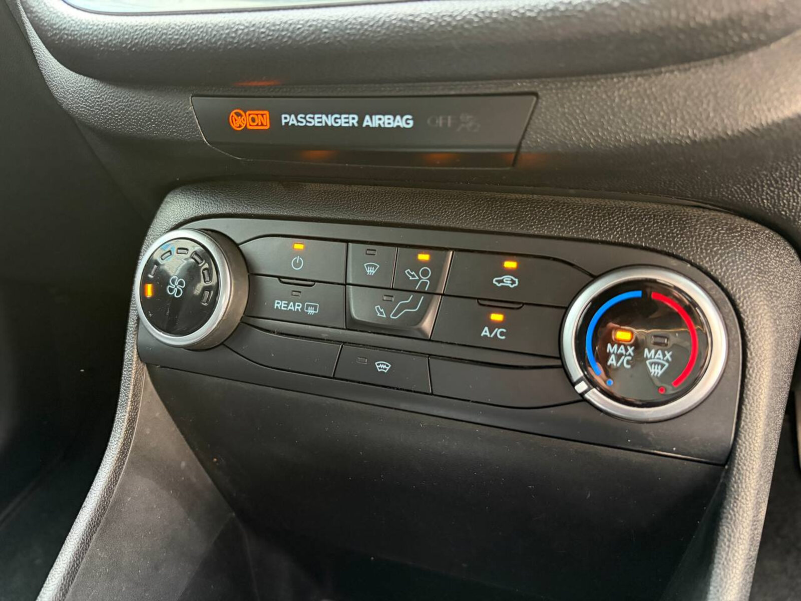 2019 Ford Fiesta ST-Line 1.0 Petrol - Image 16