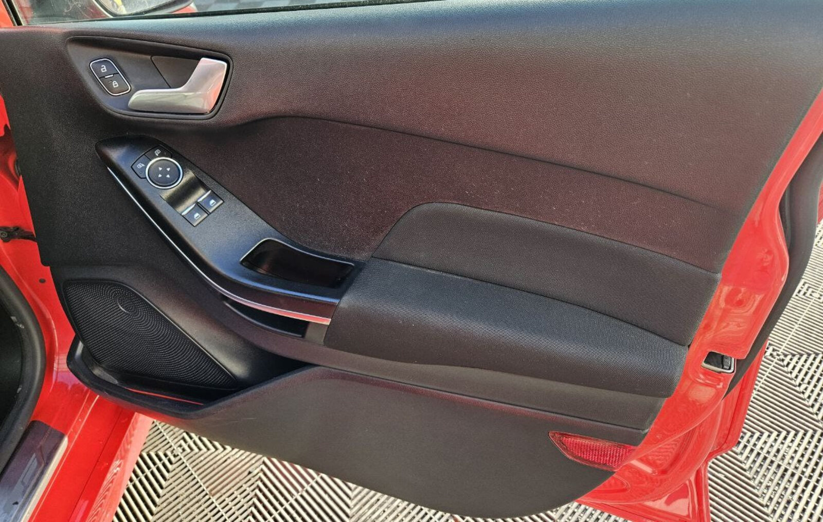 2018 Ford Fiesta ST-Line 1.0 Petrol - Image 16
