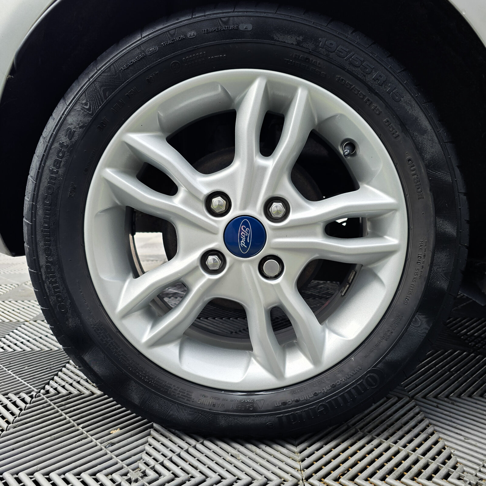 2017 Ford Fiesta 1.0 Petrol - Image 8