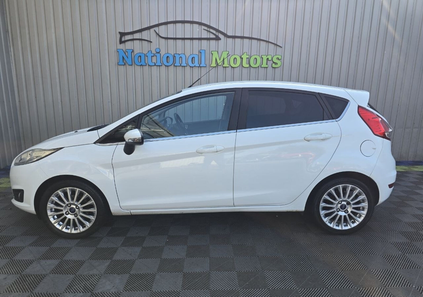 2014 Ford Fiesta Titanium 1.0 Petrol - Image 6