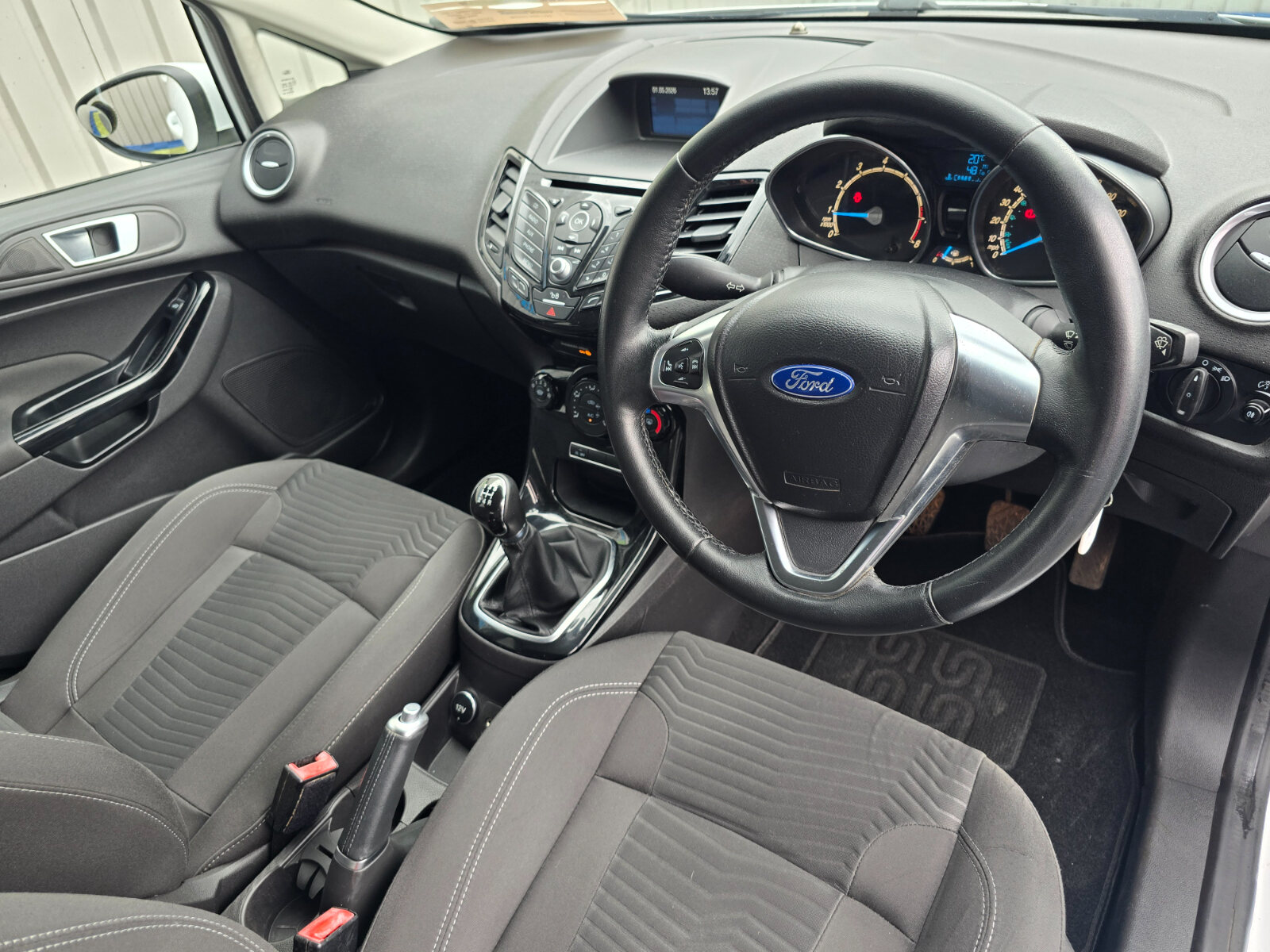 2016 Ford Fiesta 1.0 Petrol - Image 12