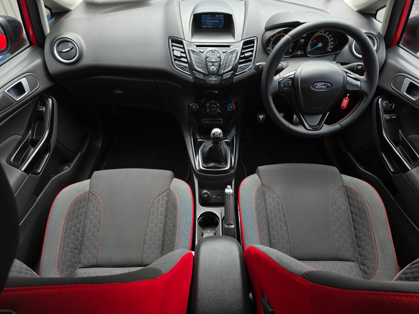 2015 Ford Fiesta Zetec S 1.0 Petrol - Image 9