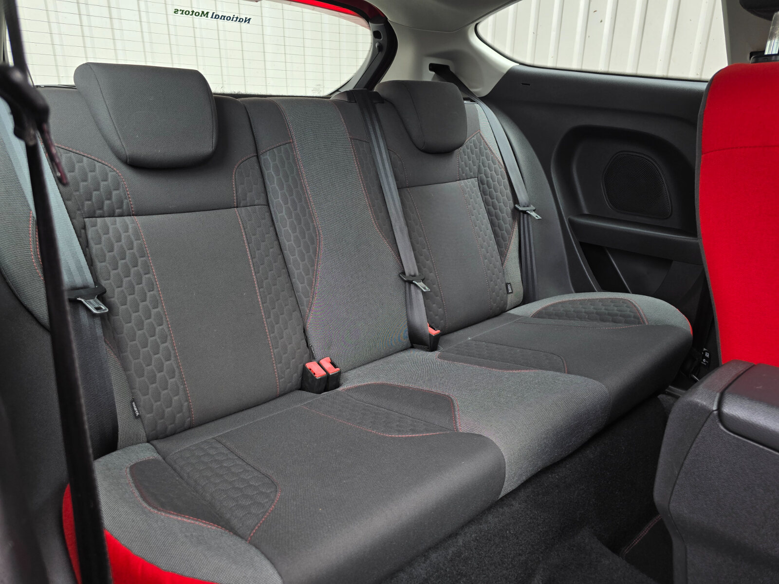 2015 Ford Fiesta Zetec S 1.0 Petrol - Image 18