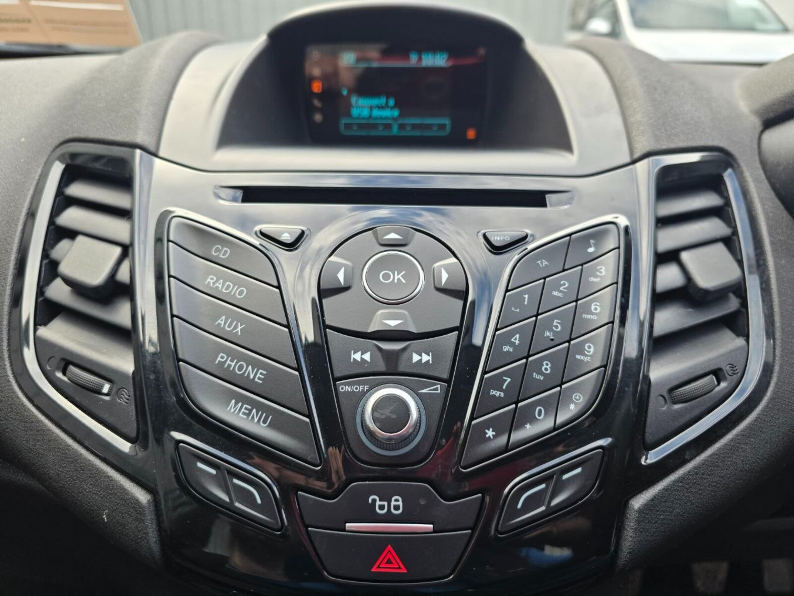 2015 Ford Fiesta 1.0 Petrol - Image 15