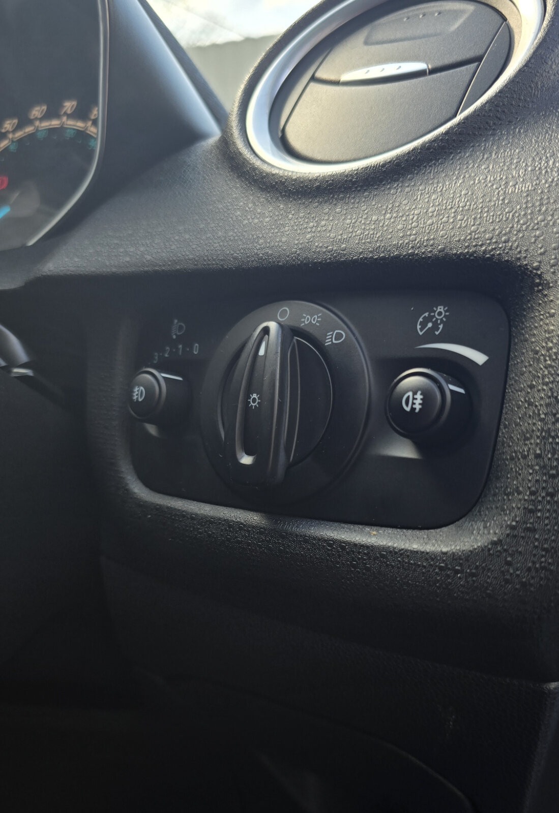 2016 Ford Fiesta 1.0 Petrol - Image 14