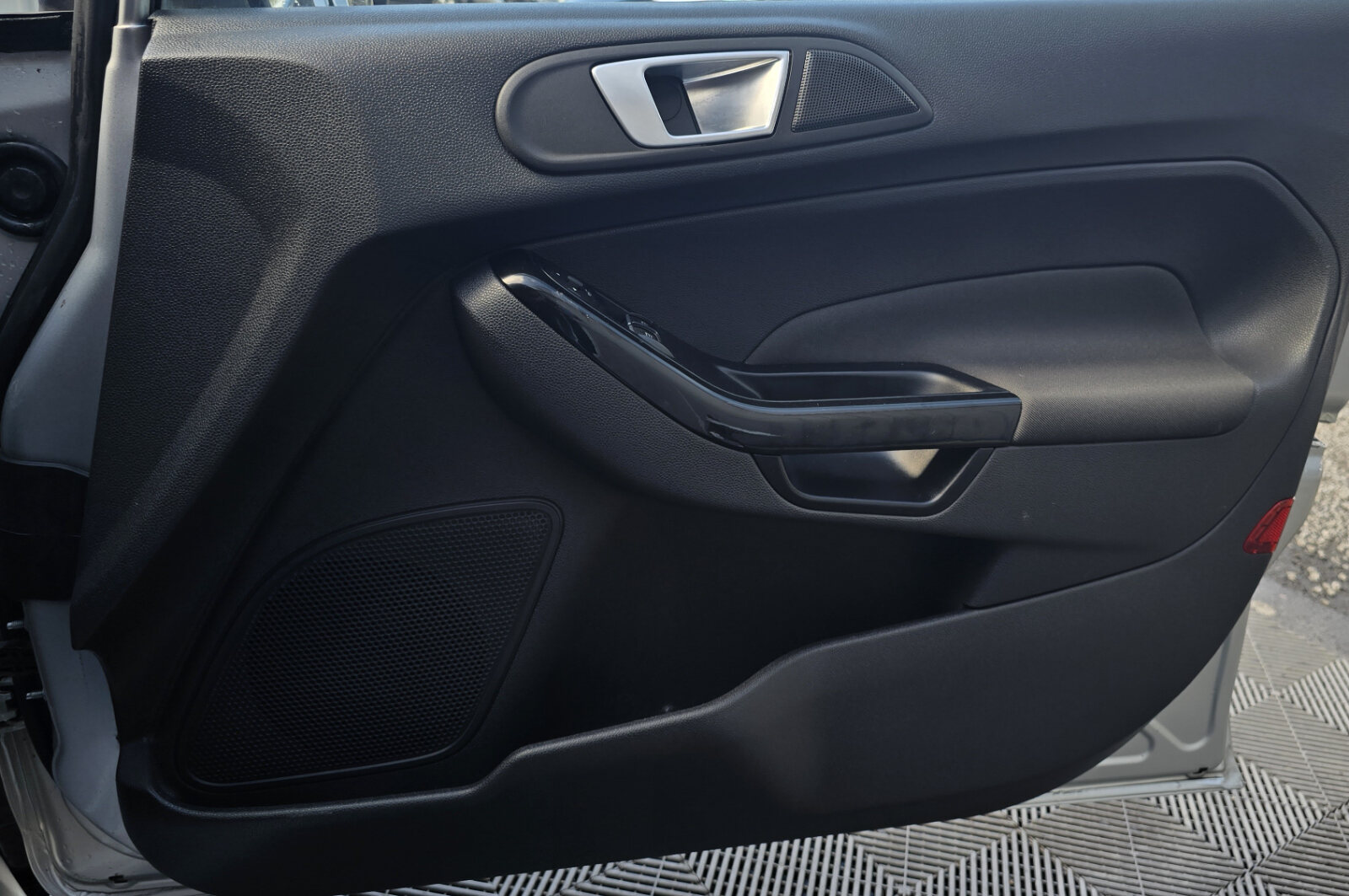 2016 Ford Fiesta 1.0 Petrol - Image 15