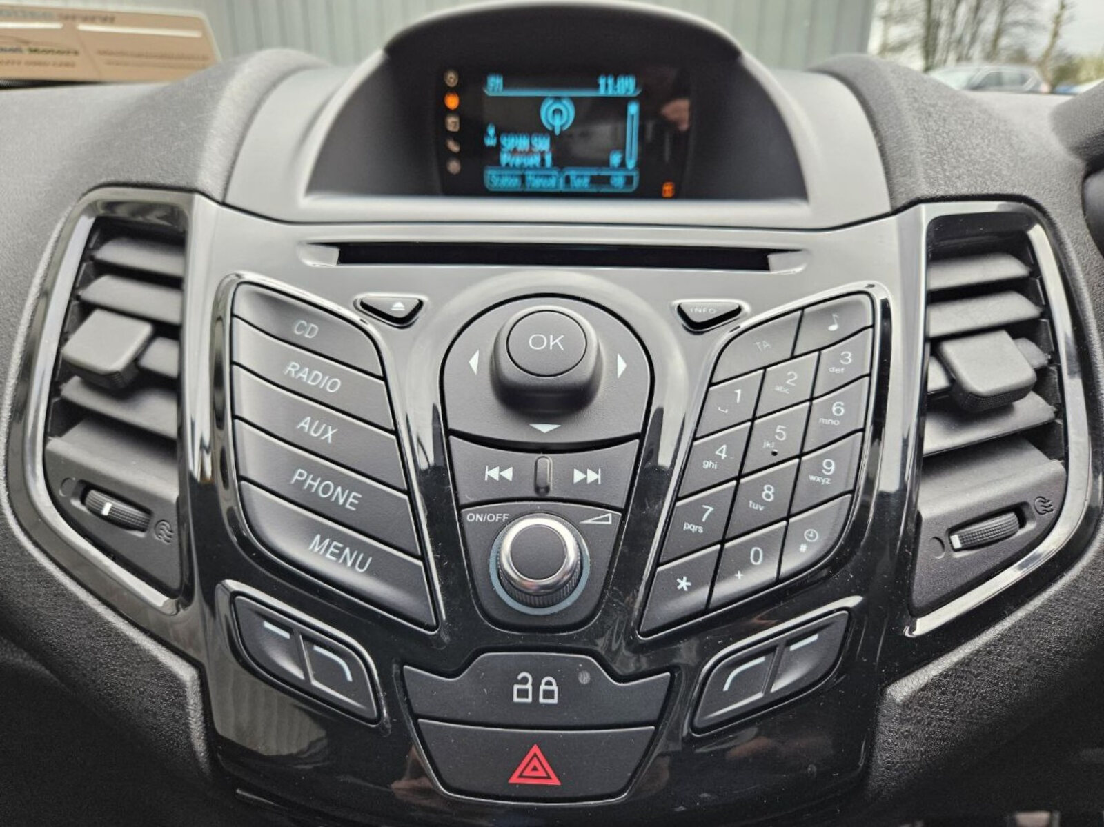 2014 Ford Fiesta 1.0 Petrol - Image 15