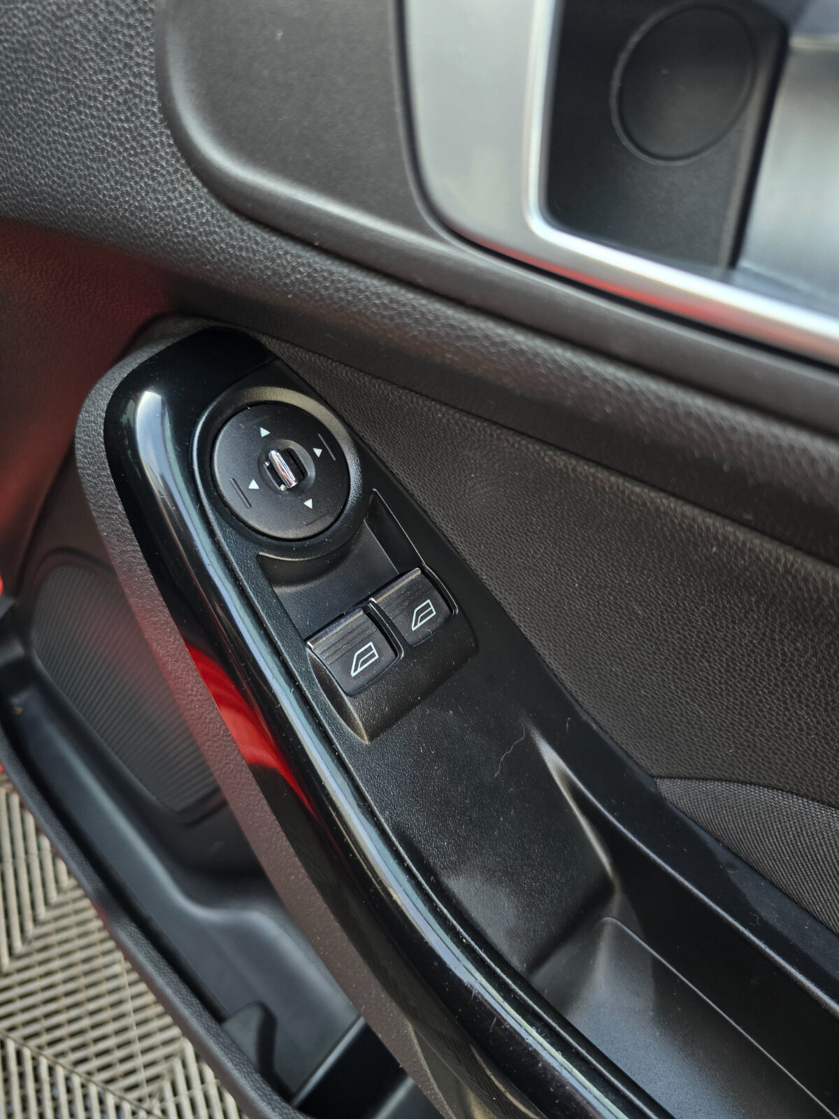 2014 Ford Fiesta 1.0 Petrol - Image 18