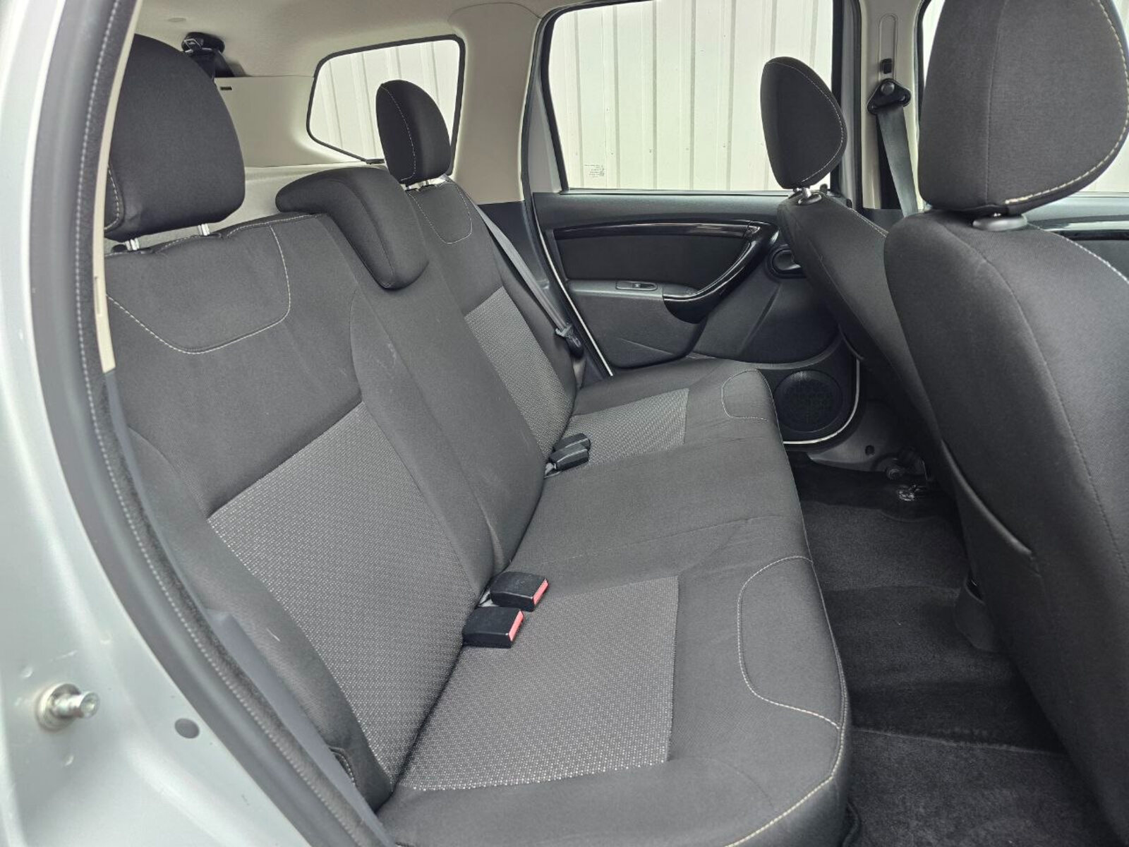 2014 Dacia Duster 1.5 dCi SIGNATURE - Image 19