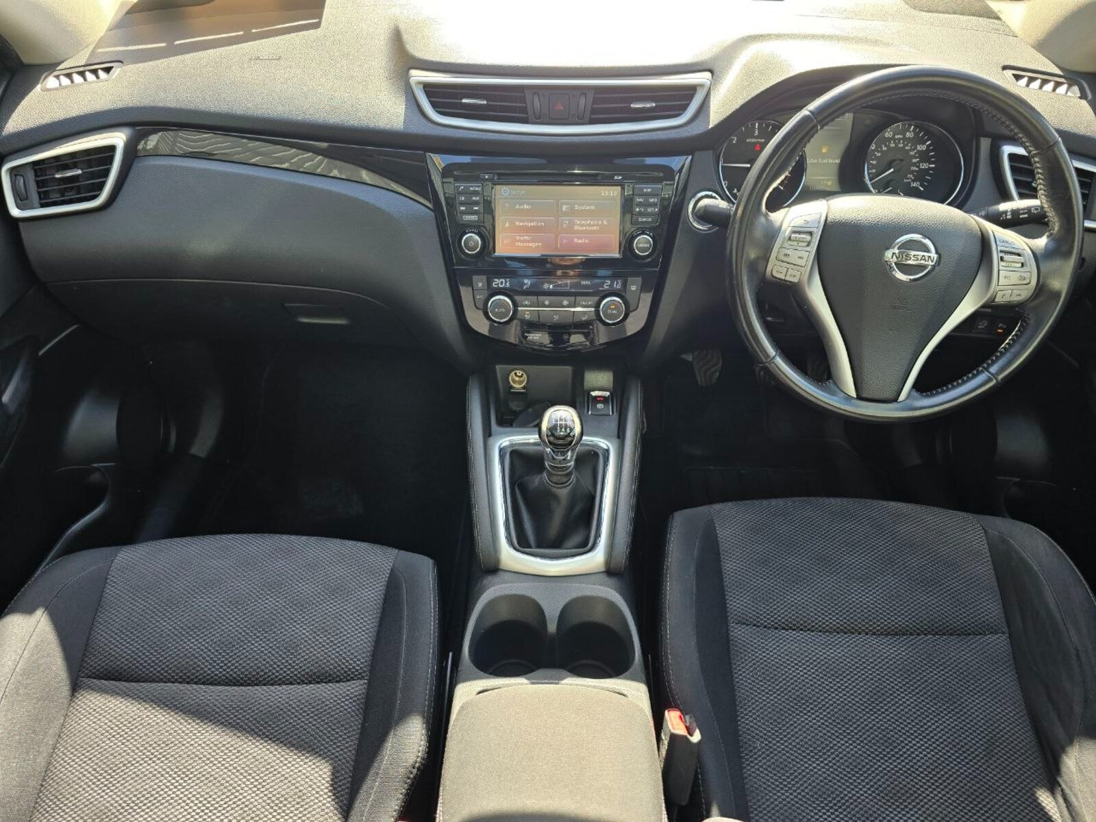 2016 Nissan Qashqai 1.5D SVE - Image 10
