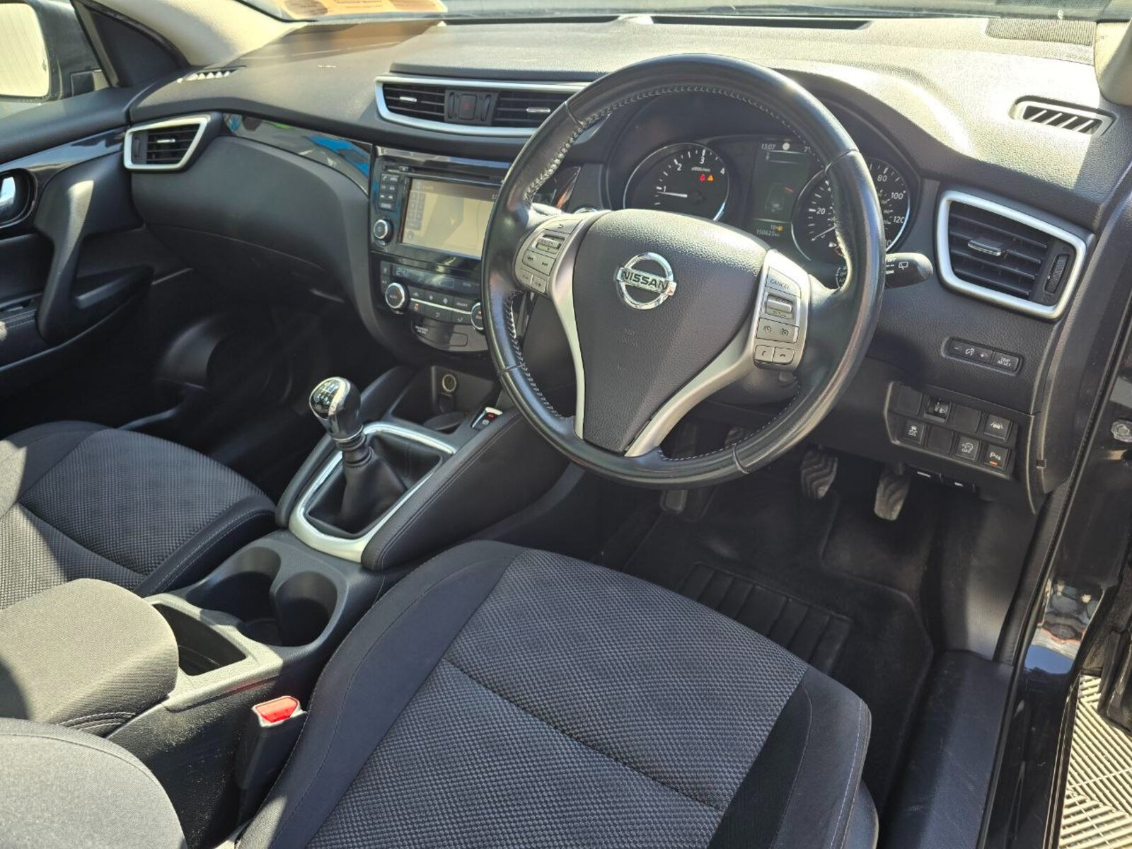 2016 Nissan Qashqai 1.5D SVE - Image 11