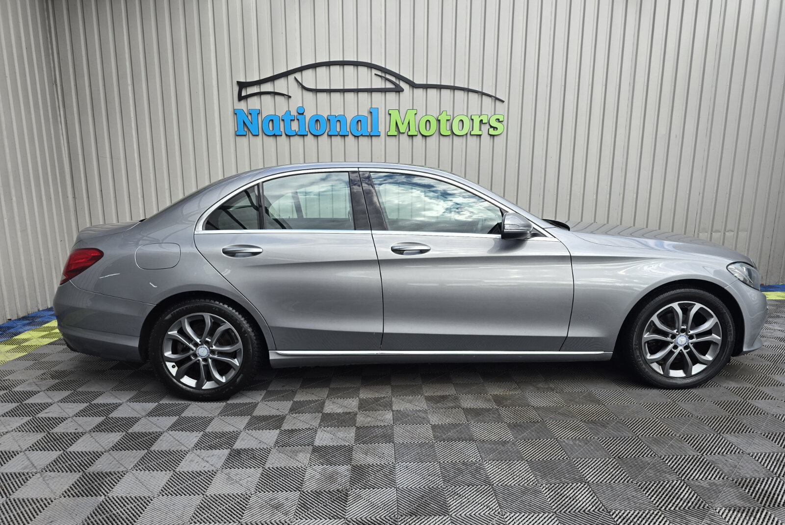 2016 Mercedes-Benz C-Class C 180 D - Image 2