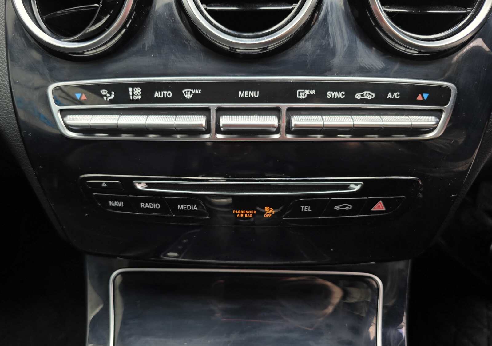 2016 Mercedes-Benz C-Class C 180 D - Image 16