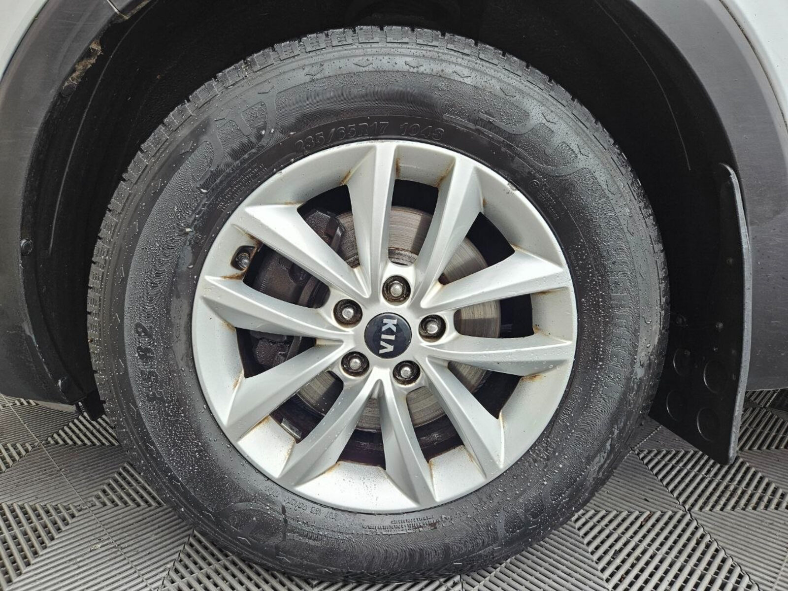 2015 Kia Sorento 2.2D Platinum AWD (7 seats) - Image 9