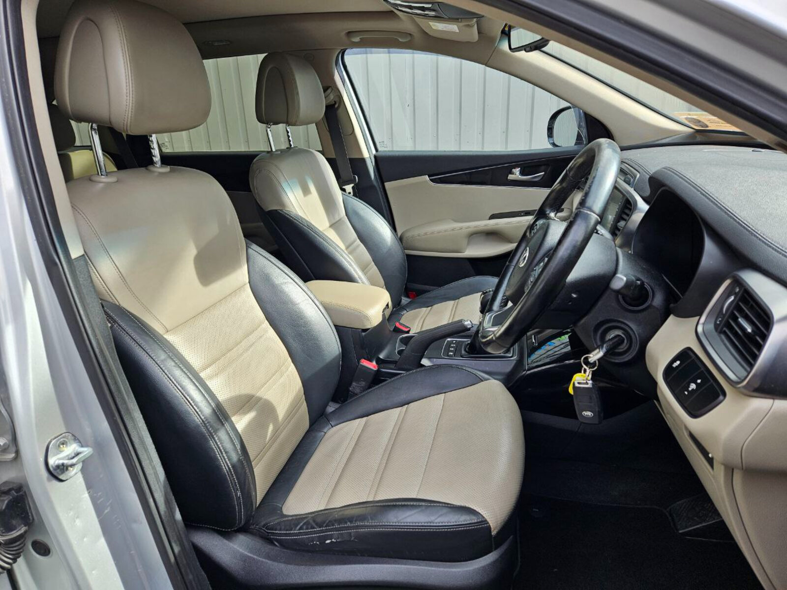 2015 Kia Sorento 2.2D Platinum AWD (7 seats) - Image 10