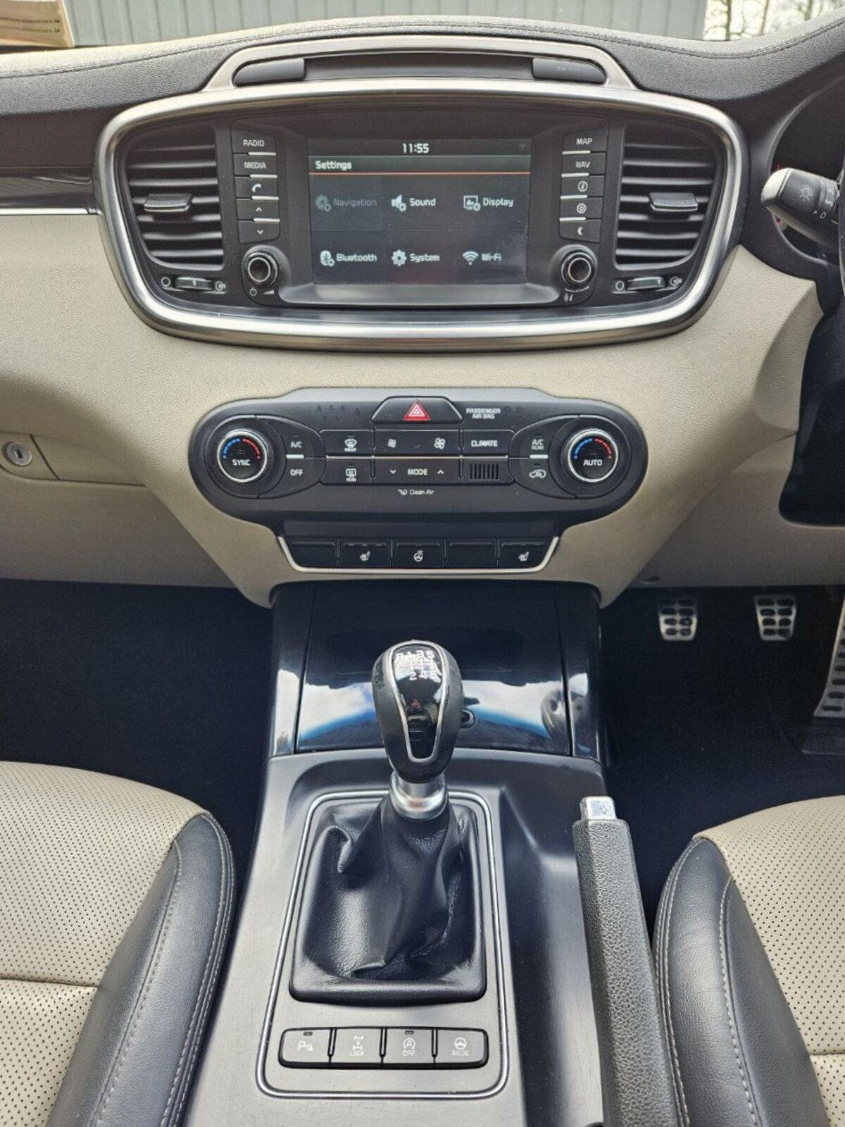 2015 Kia Sorento 2.2D Platinum AWD (7 seats) - Image 13