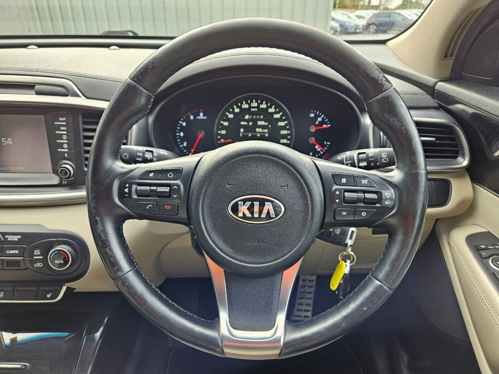 2015 Kia Sorento 2.2D Platinum AWD (7 seats) - Image 18